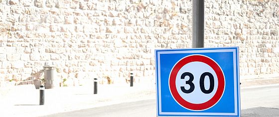 Presentato alla Camera il disegno di legge per realizzare città a 30km all’ora