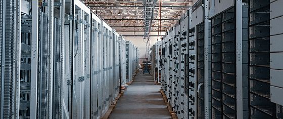 Data center: investimenti e occupazione in crescita, ma l’energia frena l’Italia