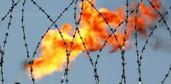 Contrastare l'aggressione all'Ucraina con il taglio delle importazioni di gas russo, facendo bene anche al clima