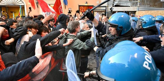 Spazio civico sotto pressione: il nuovo allarme globale e il declassamento dell’Italia 