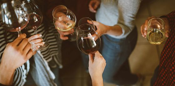Per “un’Italia più sobria”, l’accettabilità sociale dell’alcol va ridotta