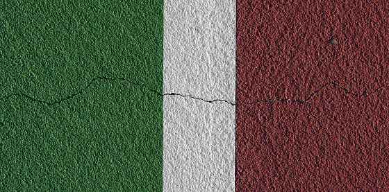 Disuguaglianze record e democrazia sotto pressione: l’Italia sempre più divisa