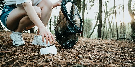 Littering in Italia: otto miliardi di contenitori sfuggono al riciclo