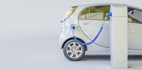 L’auto elettrica rimane vantaggiosa, ma l’efficienza non è premiata dal fisco