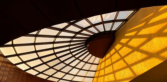 AI, clima e demografia: l’Ue adotta la Strategia sulla giustizia intergenerazionale