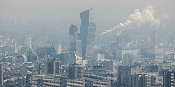 Record per le emissioni globali, ma resta possibile disaccoppiare economia e gas serra