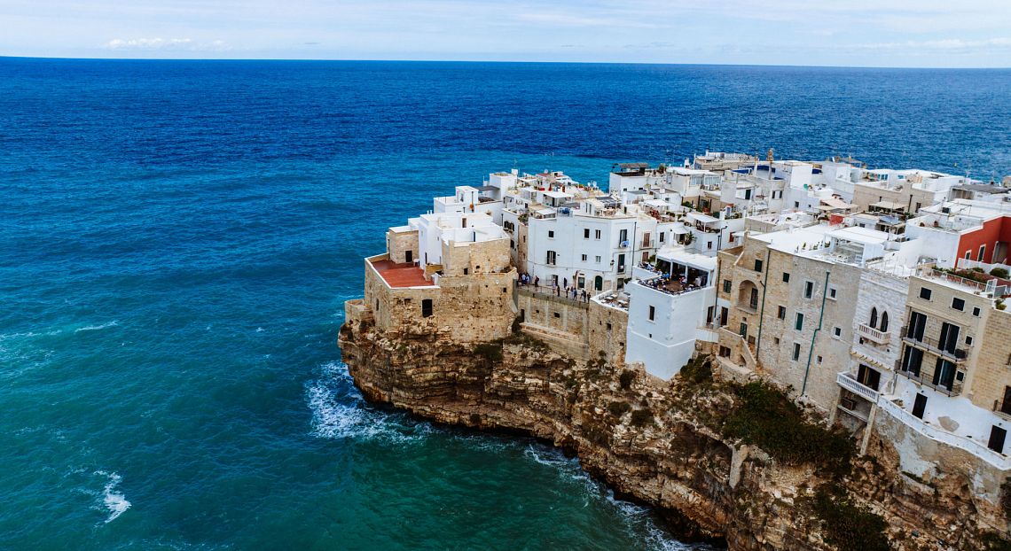 Approvata in Puglia la Valutazione di impatto generazionale e di genere