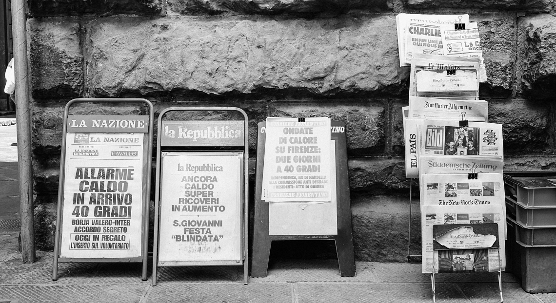 La crisi climatica fa sempre meno notizia, i media tagliano le redazioni