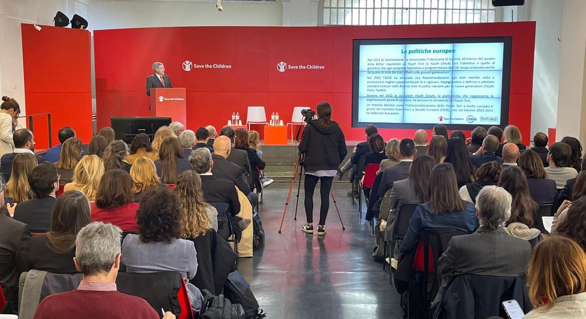 Evento ASviS-Save The Children: “Il muro davanti ai giovani va smontato mattone per mattone”