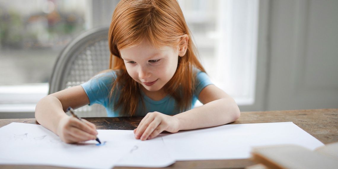 Rete EducAzioni: serve un piano per combattere la povertà educativa con le scuole chiuse