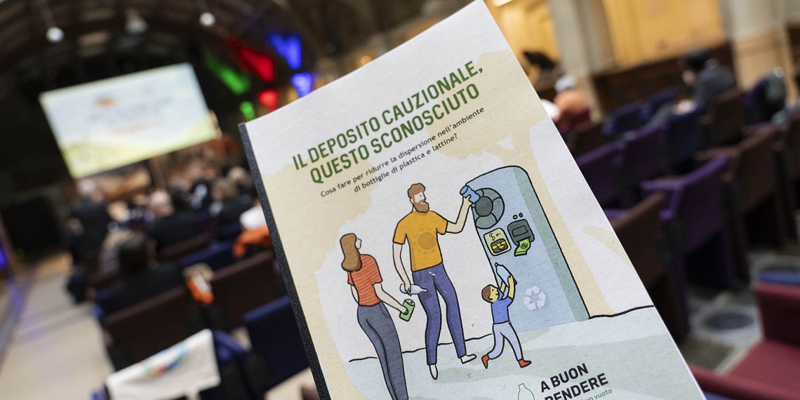 Meno rifiuti, più risparmi: il documento sui vantaggi del deposito cauzionale