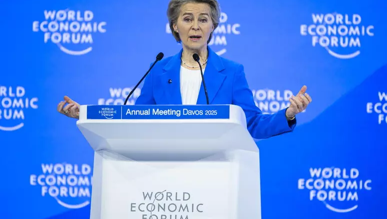 Von der Leyen a Davos: lavorare insieme per evitare una corsa globale al ribasso