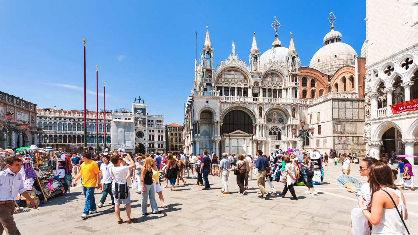 FOCUS. Il turismo cerca una via sostenibile