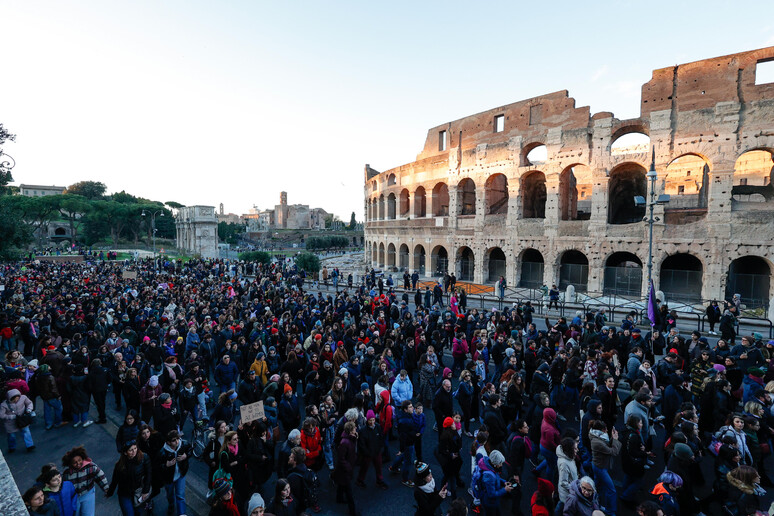 Se vogliamo “democrazie all’altezza delle sfide” bisogna coinvolgere di più i cittadini